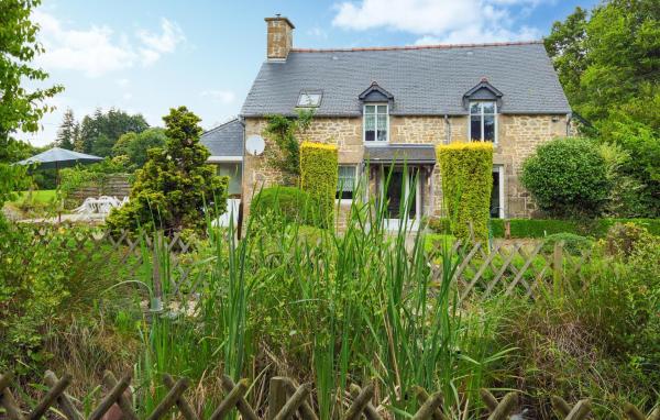 Auf dem Foto ist das Objekt Gorgeous Home In Noyal-Sous-Bazouges in der Stadt Noyal-sous-Bazouges zu sehen.
