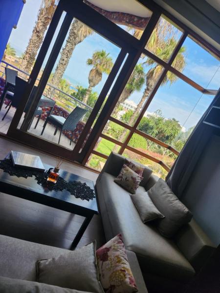 Foto 1: Charming studio with sea view