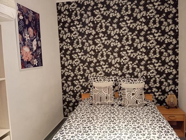 Na zdjęciu widoczny jest obiekt Appartement hyper centre 1 lorient Jardin clos położony w mieście Lorient.