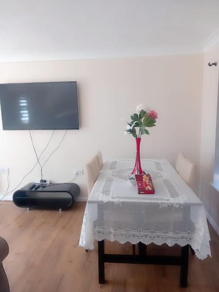 A la foto es mostra l'objecte 2 bedroom apartment situat a la ciutat de Erith.