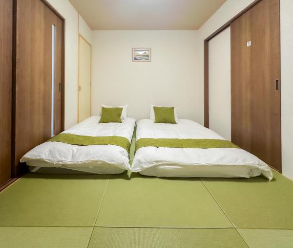 På billedet ses objektet HANASTAY花渓居 · 川(KAWA) beliggende i byen Osaka.