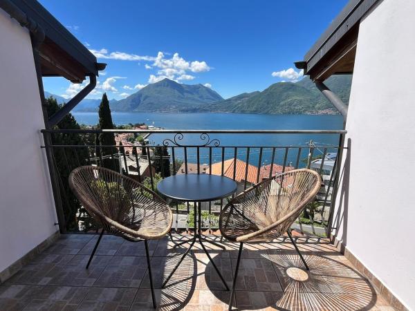 A la foto es mostra l'objecte adele house situat a la ciutat de Bellano.