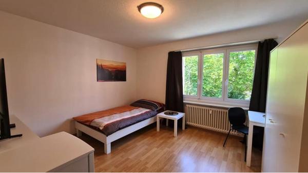 A la foto es mostra l'objecte Monteurszimmer situat a la ciutat de Dessau.