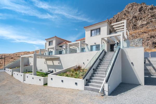 A la foto es mostra l'objecte Aithra Lemnos situat a la ciutat de Thános.
