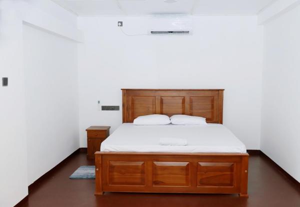 A la foto es mostra l'objecte Linesa holiday resort situat a la ciutat de Matara.