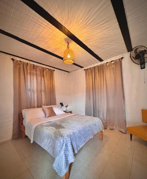 A la foto es mostra l'objecte Elena Coffee Hostel Lago Calima Darién situat a la ciutat de Darién.