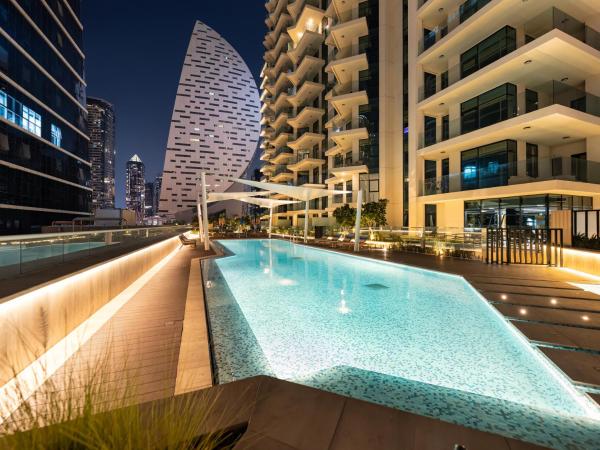 A la foto es mostra l'objecte Pool View Studio in Business Bay 2km Burj Khalifa situat a la ciutat de Dubai.