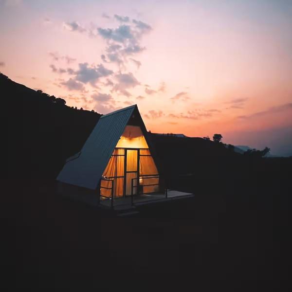 The photo shows the The Tribe Panchgani located in the city of Panchgani.