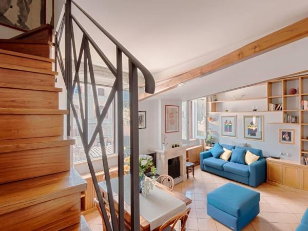 På bildet vises objektet TREVI luxury with terrace som ligger i byen Roma.