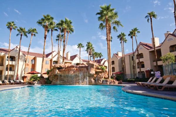 Family friendly 2BD condo with resort setting near, Las Vegas