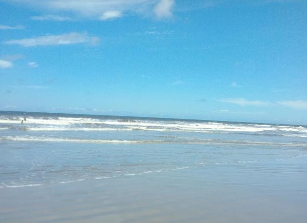 Na zdjęciu widoczny jest obiekt Aconchego e pé na areia położony w mieście Agenor de Campos.