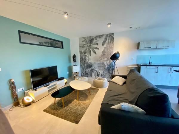 Apartment in residence with pool, Cul de Sac