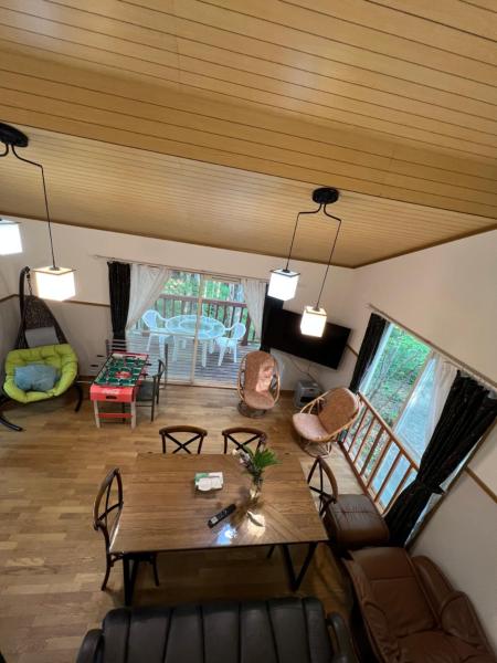 A la foto es mostra l'objecte Villa Ena situat a la ciutat de Iwamura.
