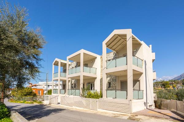 写真にはAvia市にあるAvia Blue Maisonettes - Messinia Gulf Retreatが写っています。