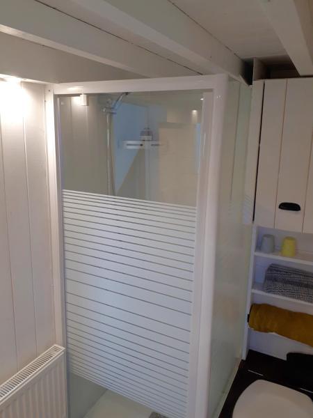 Tiny house, sauna hot tub Gesves Namur Ardennes的照片2
