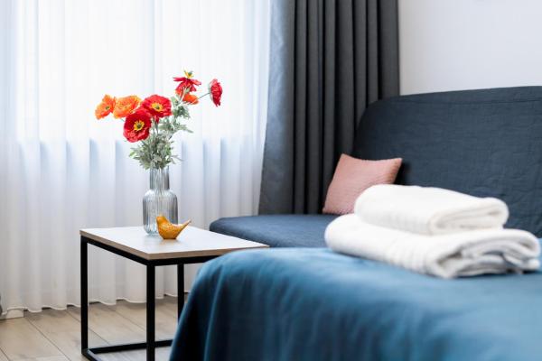 Na zdjęciu widoczny jest obiekt Aparthotel przy Bulwarze by Rentoom położony w mieście Toruń.