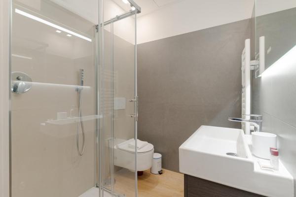 Zdjęcie 5: GuestHost - Stazione Centrale Sleek Apartment