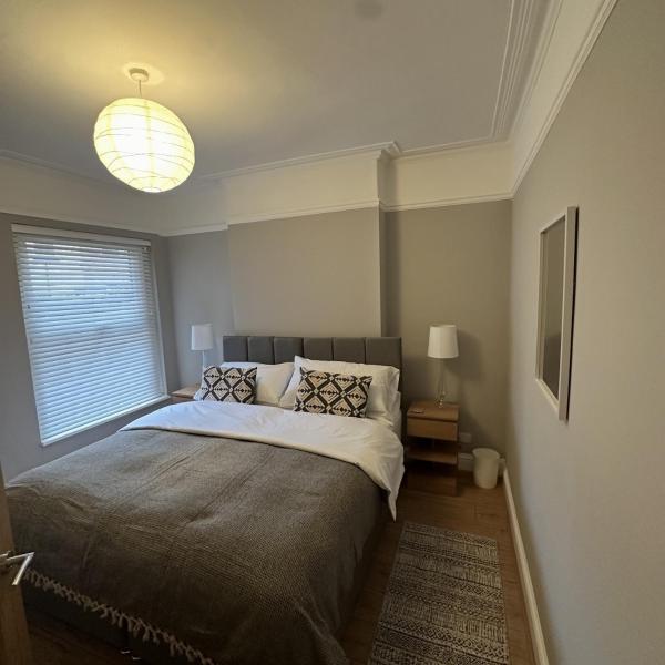 Kirkland Avenue - Birkenhead