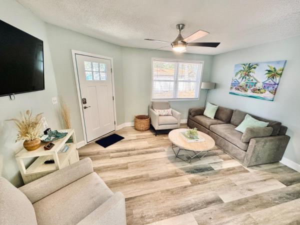 A la foto es mostra l'objecte Ocean Lakes, Complementary Golf Cart situat a la ciutat de Myrtle Beach.