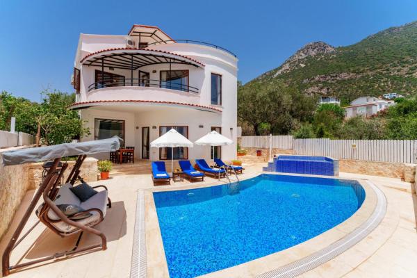 A la foto es mostra l'objecte Villa Erel situat a la ciutat de Kas.