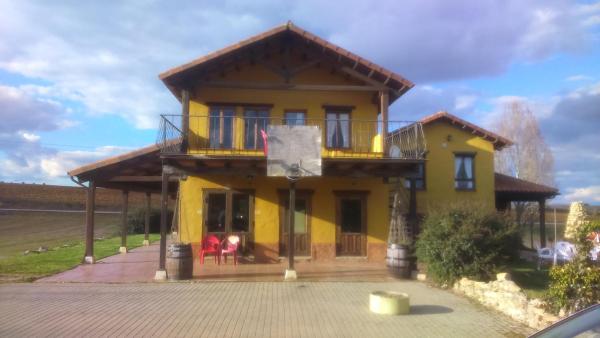 A la foto es mostra l'objecte Casarural Vallecillo situat a la ciutat de Vallecillo.