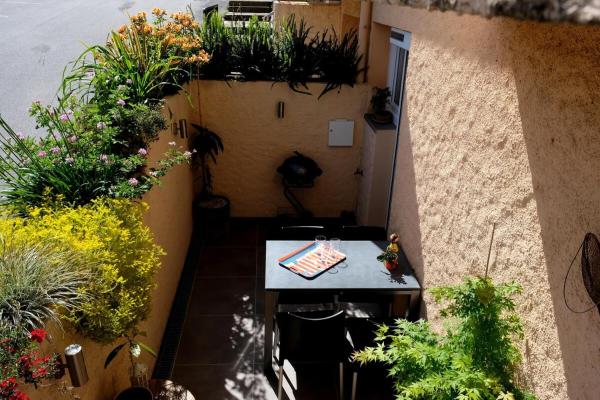 A la foto es mostra l'objecte Collioure, appartement clair, terrasse et parking situat a la ciutat de Cotlliure.
