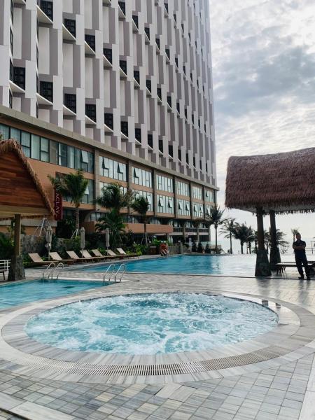 Op de foto is het object 1BR direct seaview - 5 mins to the beach - infinity pool - Apec Mui Ne te zien, gelegen in de stad Phan Thiet.