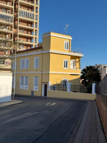 A la foto es mostra l'objecte Guest House Vanvitelli situat a la ciutat de Civitavecchia.