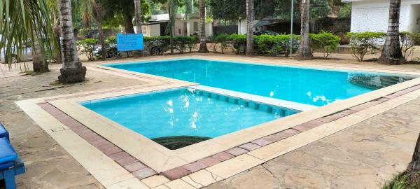 Royal Palms Apartment A2