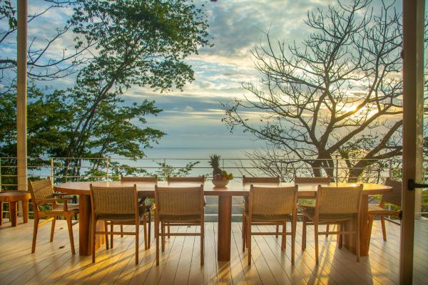 Casa Aliki, Luxury Beach Home With The View - Costa Rica