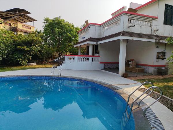 A la foto es mostra l'objecte Krishna Villa situat a la ciutat de Vangani.