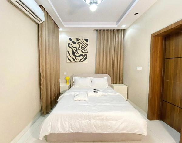 Nella foto è visibile l'oggetto Obibi Urban Homes situato nella città di Lagos.