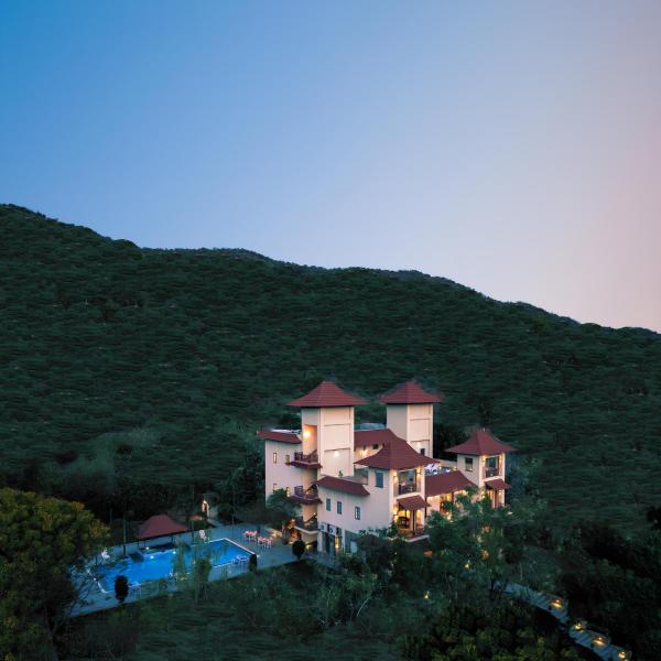 A la foto es mostra l'objecte The Hunting Lodge - Luxury Resort in Udaipur situat a la ciutat de Udaipur.