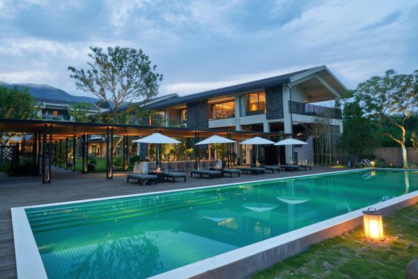 Στη φωτογραφία φαίνεται το αντικείμενο Yixing Yuzizai Bamboo Sea Resort που βρίσκεται στην πόλη Fengjiabian.