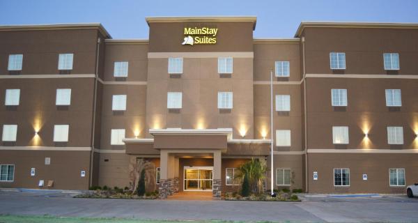 A la foto es mostra l'objecte MainStay Suites Midland situat a la ciutat de Stanton.