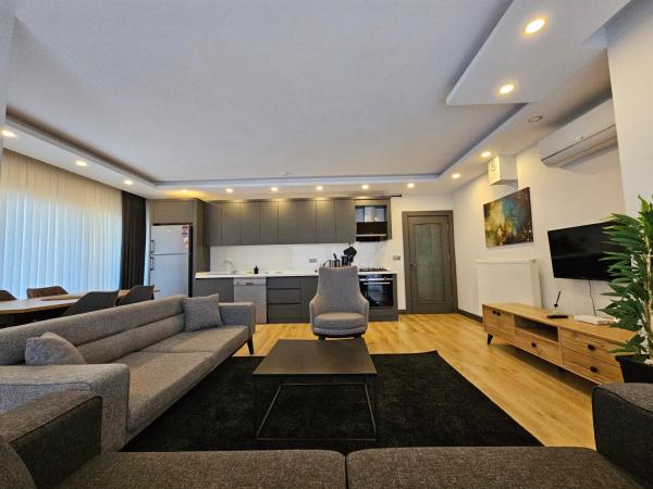 Foto 3: Professionally Maintained, Spacious New Residences Near Lara Beach & Kundu