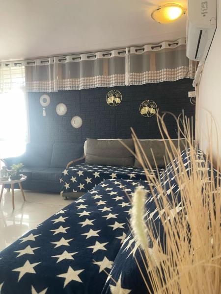 The photo shows the leveilat suite located in the city of Eilat.