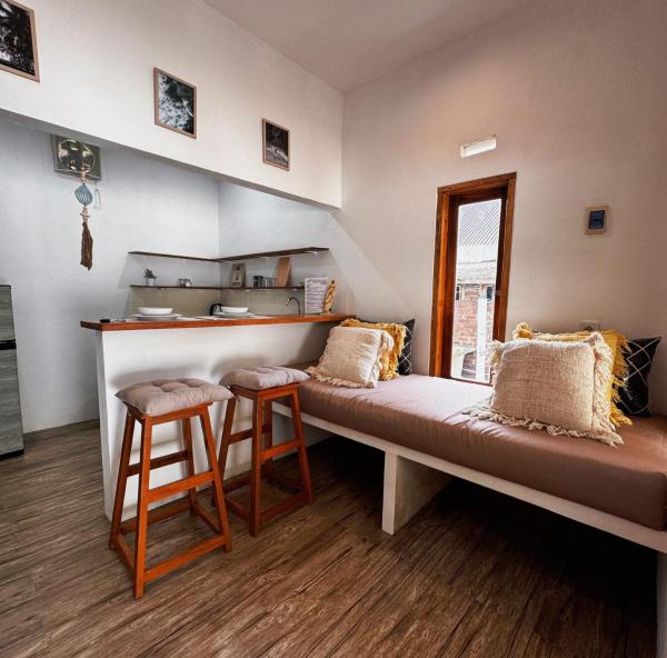 Na zdjęciu widoczny jest obiekt Casita Home Violette I Lombok położony w mieście Kuta Lombok.