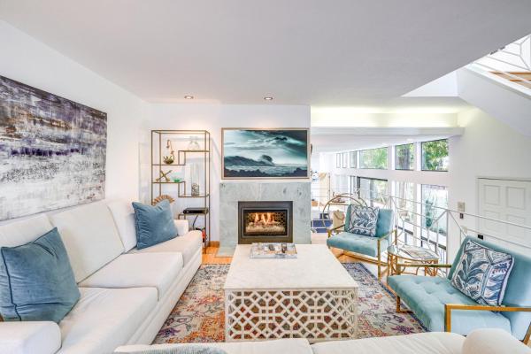 På billedet ses objektet Swim, Golf and Relax Luxe Townhome in Aptos beliggende i byen Corralitos.