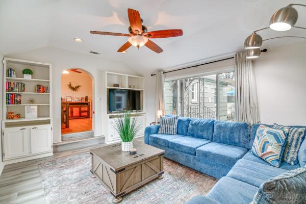 På billedet ses objektet Spacious Memphis Retreat 5 Mi to Downtown Beats! beliggende i byen Memphis.
