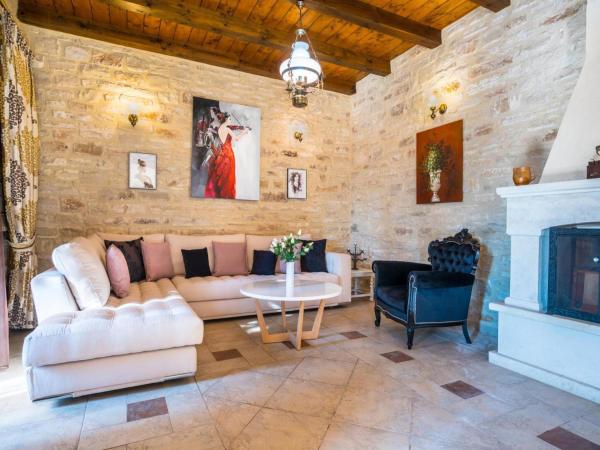 照片显示了位于Astérion市的Villa in Rethymno with countryside view物件。