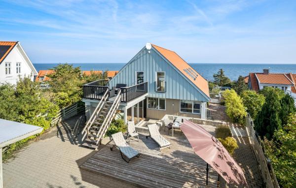 A la foto es mostra l'objecte Amazing Home In Allinge With Wifi situat a la ciutat de Allinge.