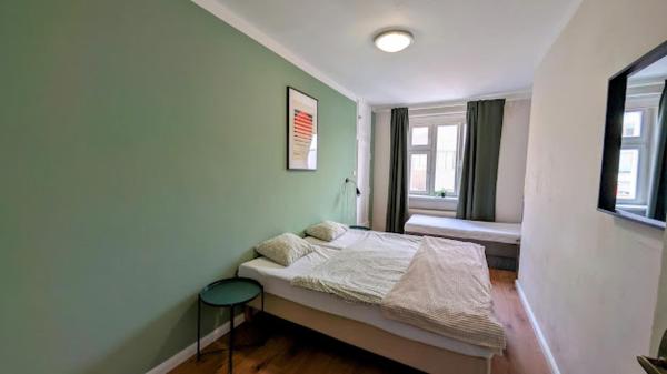 Фотография 5: Flat in Zizkov with free underground parking -501-