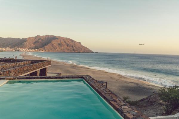 Nella foto è visibile l'oggetto São Pedro Bay situato nella città di Mindelo.