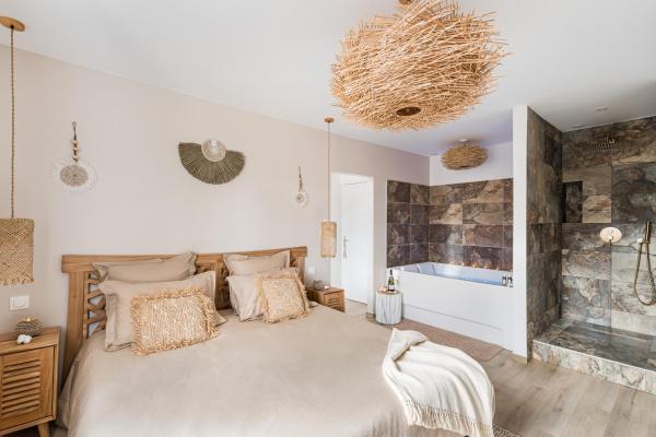 Suite Balnéo Bali Saint-étienne - Saint-Étienne