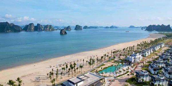 Na zdjęciu widoczny jest obiekt Chuỗi Villas 3 ngủ Sonasea Vân Đồn - sát bãi biển Vân Đồn położony w mieście Cẩm Phả.