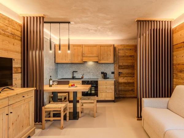 Na fotografii je vidět objekt Apartment Monolocale Al Doss by Interhome nacházející se ve městě Giustino.