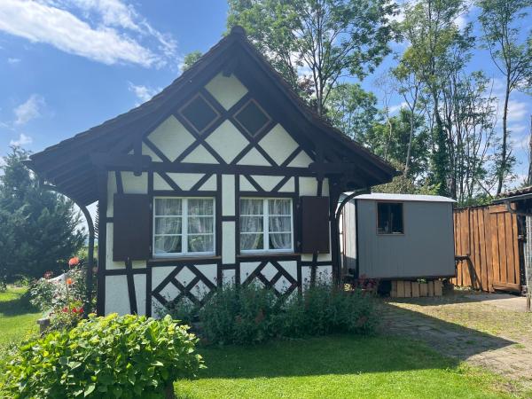 Na fotografii je vidět objekt Rebhaus - Gartenhaus Schulweg 2 Ottoberg nacházející se ve městě Weinfelden.