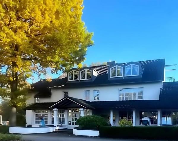 På billedet ses objektet Park Hotel Berlin beliggende i byen Bad Fallingbostel.