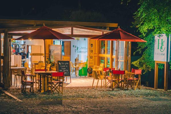 写真にはPuerto Caldas市にあるHotel Estelar SJAが写っています。